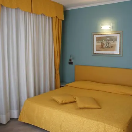 Ermitage Hotel 4*